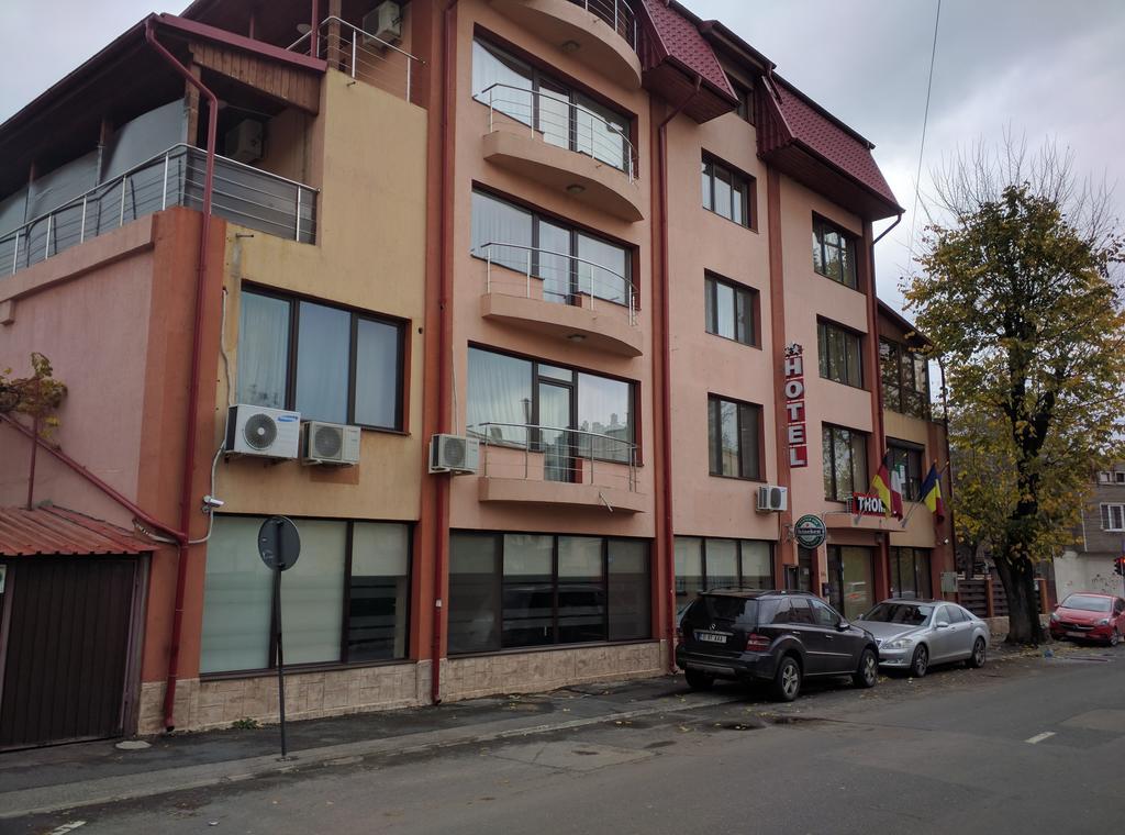 Hotel Thomas Bucarest Esterno foto